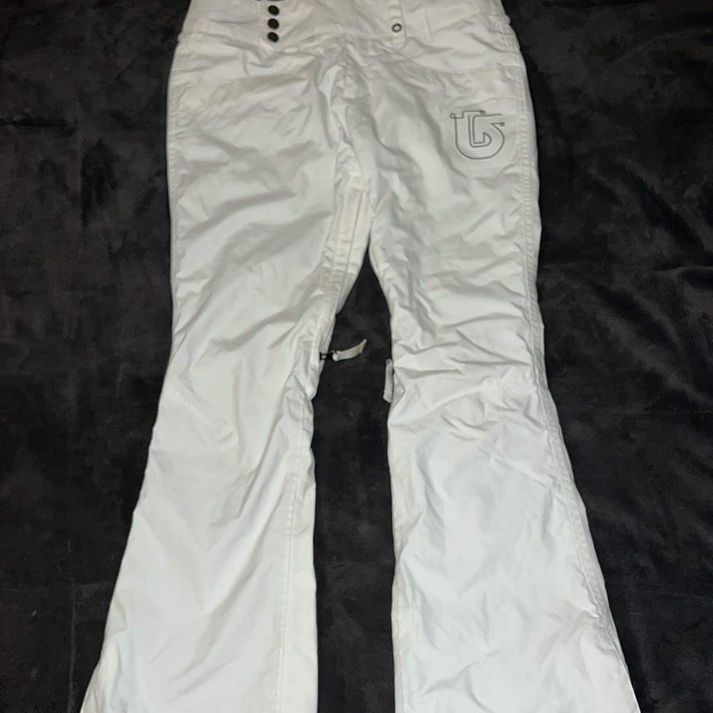 Worn once, just to small for me.got them for 160$getting rid of them for 100$.:)